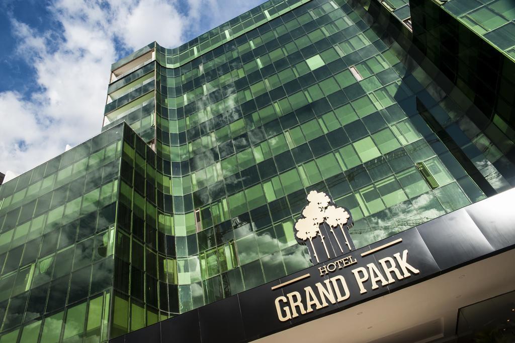 Hotel Grand Park Bogotá Kültér fotó